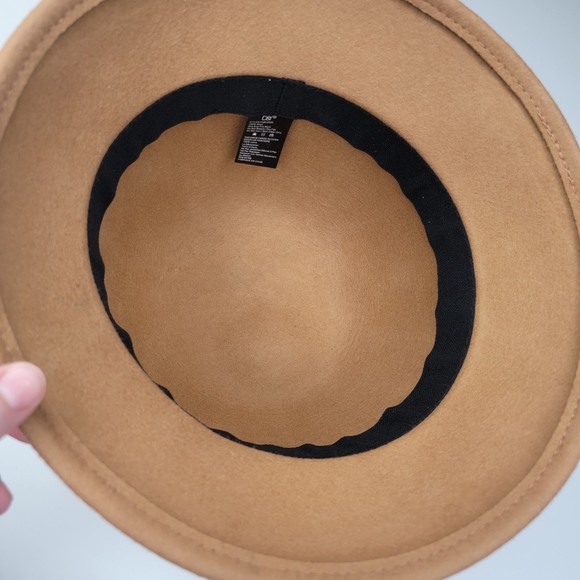 D&Y Women's Cloche Hat with Ribbon - Picture 5 of 6